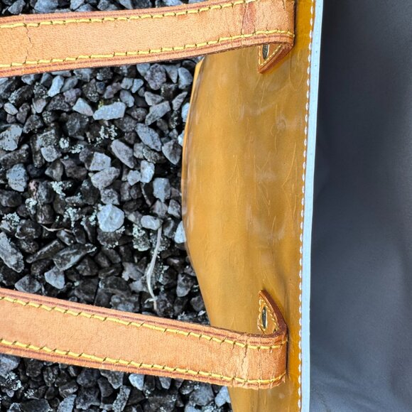 Louis Vuitton Reade Tote MM Leather Monogram Vernis Yellow Gold - Picture 16 of 17